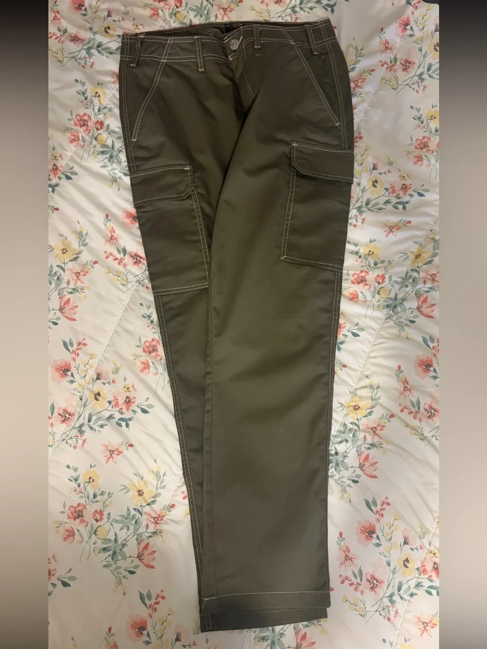 Men's Olive Cargo Pants - Straight Fit